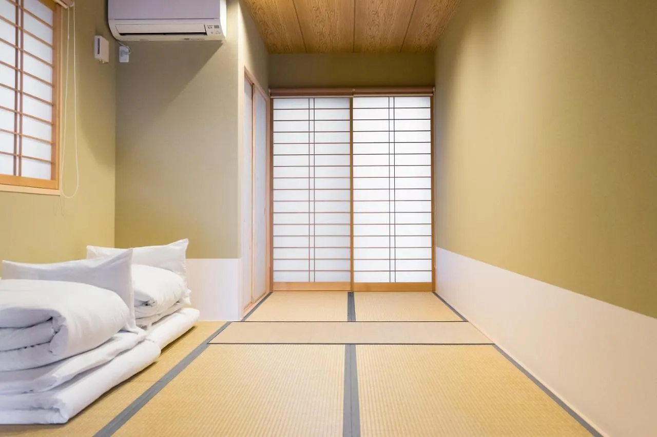 Guesthouse Zennichi Kyōto 0*,